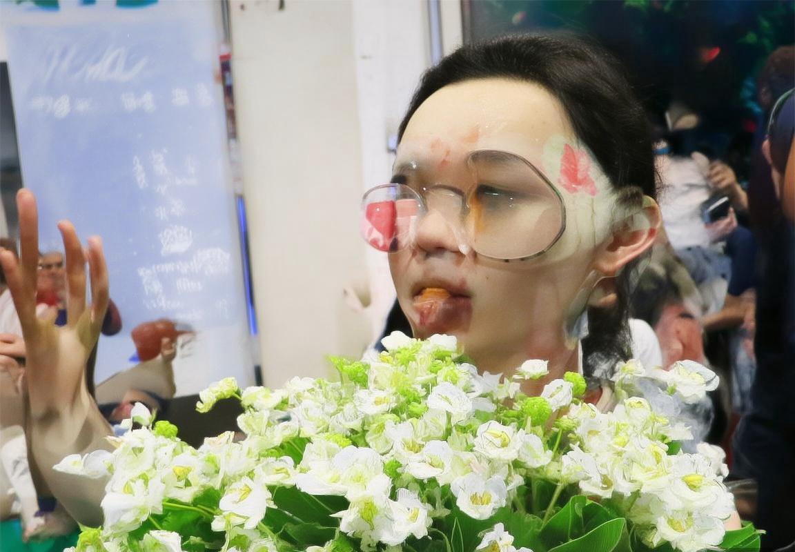 多诺万·米切尔：NBA赛场上的全面领袖与潜力新星(图2)